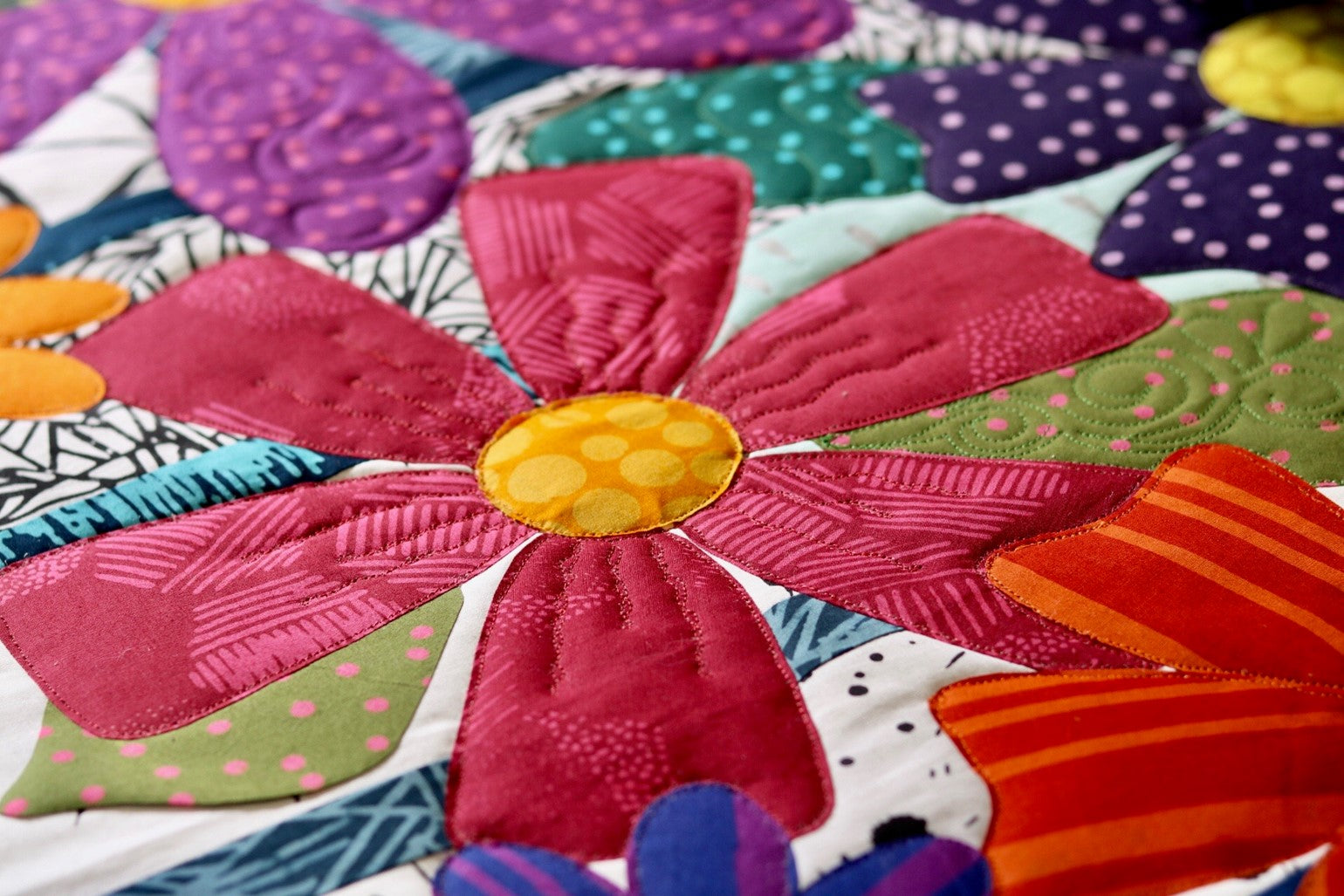 Pattern Indah Indah Blossoms Quilt Pattern | Sentimental Stitches