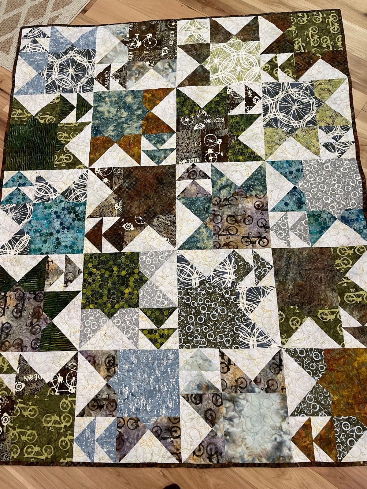 Crown & Anchor Quilt Pattern | Sentimental Stitches